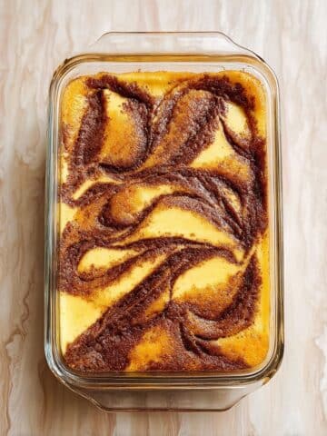 Cinnamon Roll Cake with Vanilla Icing Recipe