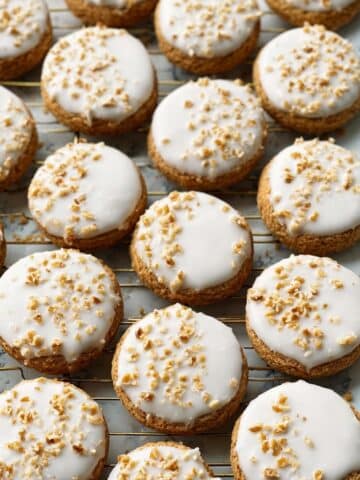 Iced Oatmeal Cookies Recipe