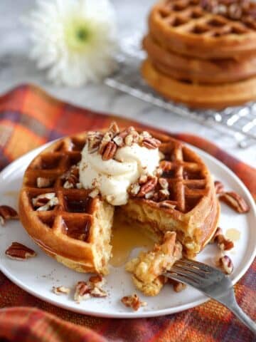 Keto Pumpkin Waffles Recipe
