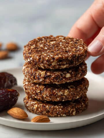 Energy Date and Almond Biscuits Recipe