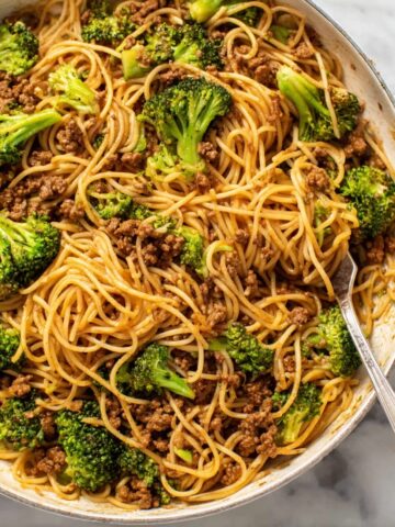 Harissa-Honey Beef and Broccoli Noodles Recipe