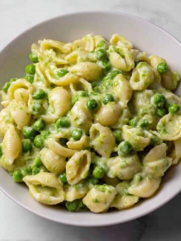 Creamy Pasta with Peas (Pasta e Piselli) Recipe