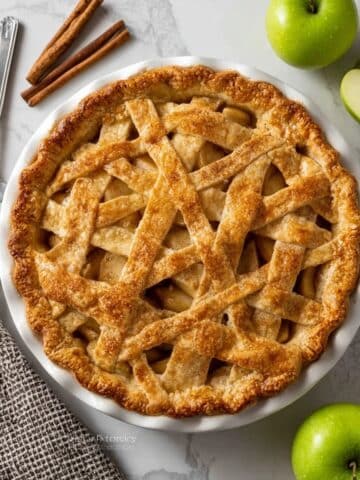 Classic American Apple Pie Recipe