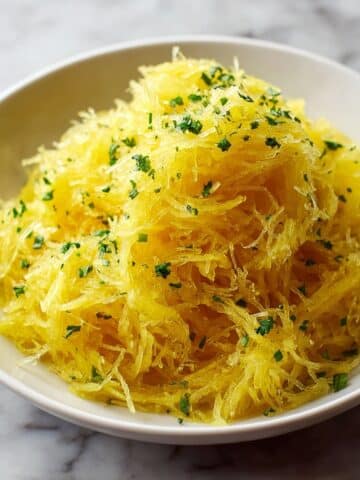 Garlic Butter Spaghetti Squash: A Delicious Low-Carb Delight Recipe