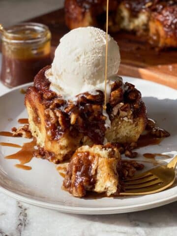 Pecan Sticky Bun Bread Pudding Recipe