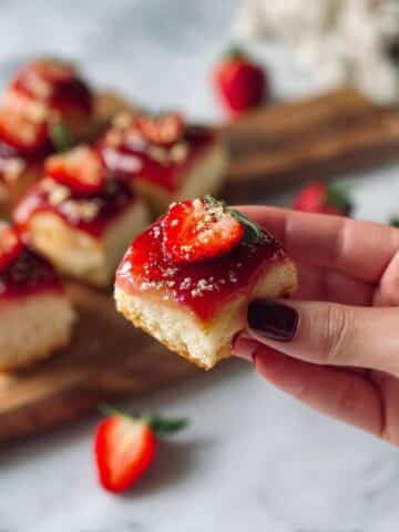 Strawberry Cheesecake Buns Recipe