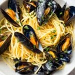 Mussels in a Creamy White Wine Garlic Sauce Recipe